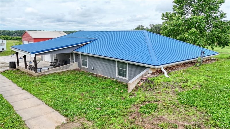 1679 800 Rd, Holden, MO 64040