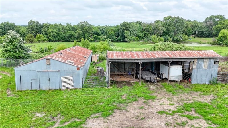 1679 800 Rd, Holden, MO 64040
