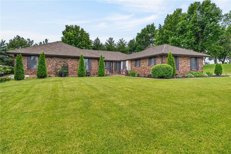 12885 NW 145th St, Platte City, MO 64079