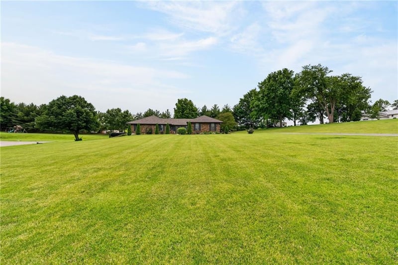 12885 NW 145th St, Platte City, MO 64079