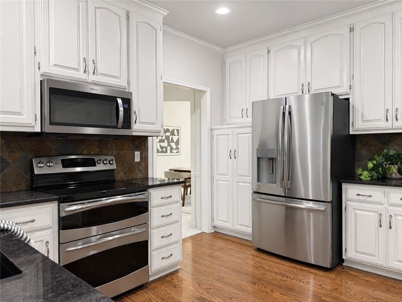 13902 W 71 Ter, Shawnee, KS 66216