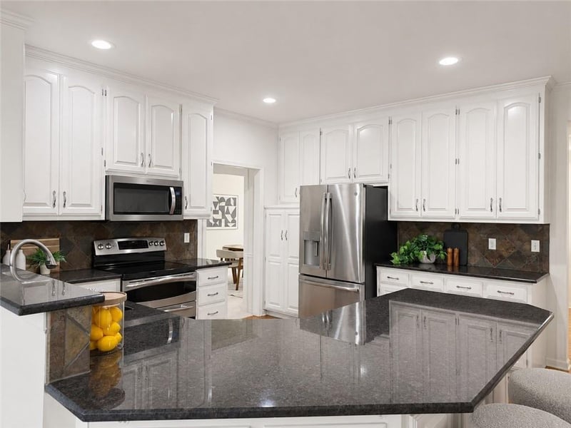 13902 W 71 Ter, Shawnee, KS 66216