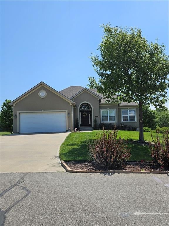 19327 Tomahawk Ln, St Joseph, MO 64505