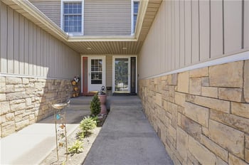13021 Everett Ct, Kansas City, KS 66109