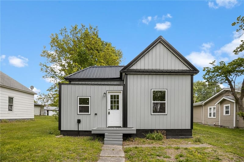 325 Lake St, Marceline, MO 63658