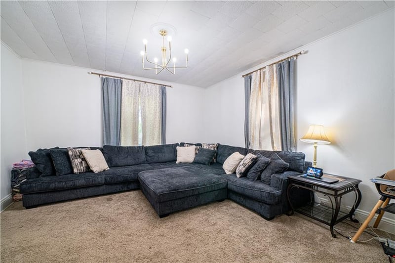 3334 Penn St, St Joseph, MO 64507
