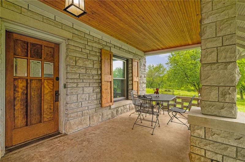 33253 Cedar Niles N/A, Paola, KS 66071