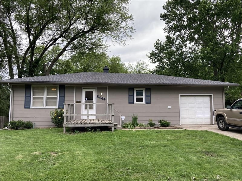 8444 Wayne St, Kansas City, MO 64131