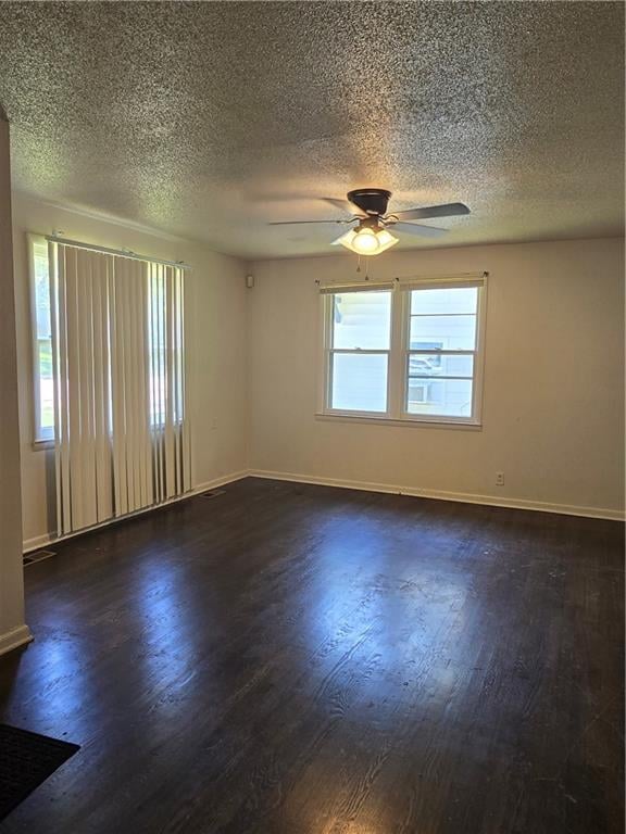 8444 Wayne St, Kansas City, MO 64131