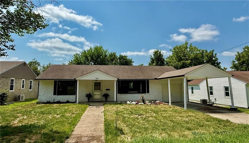 503 Hickory St, Richmond, MO 64085
