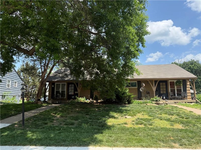 9401 Bluejacket St, Overland Park, KS 66214