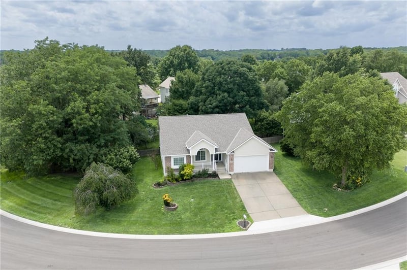 4038 107th Ter, Kansas City, KS 66109