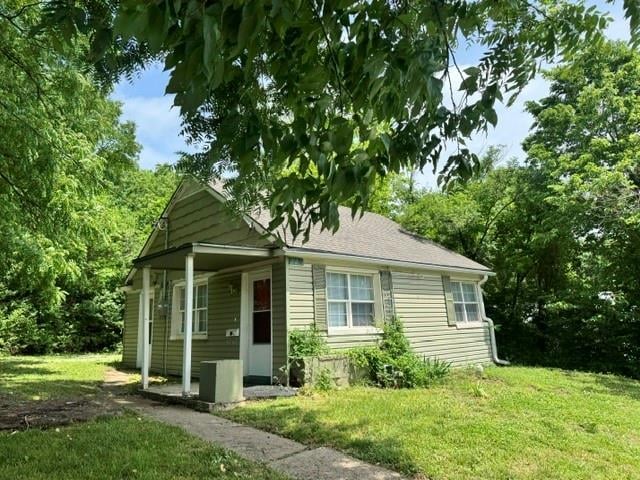 220 Corbin St, Liberty, MO 64068
