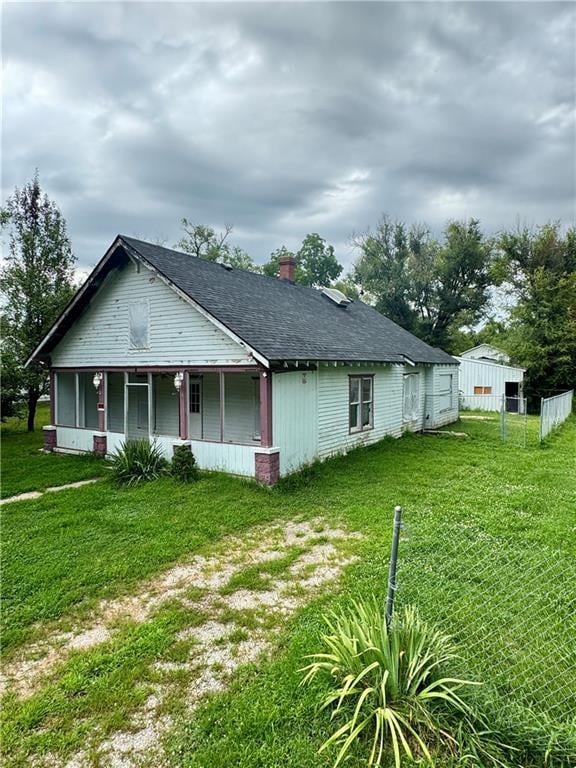 206 3rd St, Creighton, MO 64739