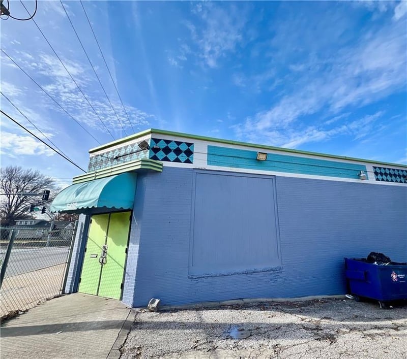 5400 12th St, Kansas City, MO 64127