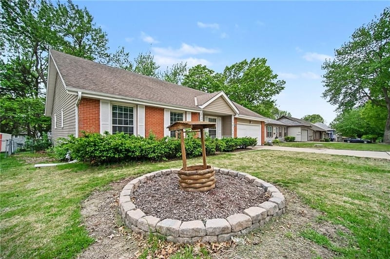 6213 109th Ter, Kansas City, MO 64134