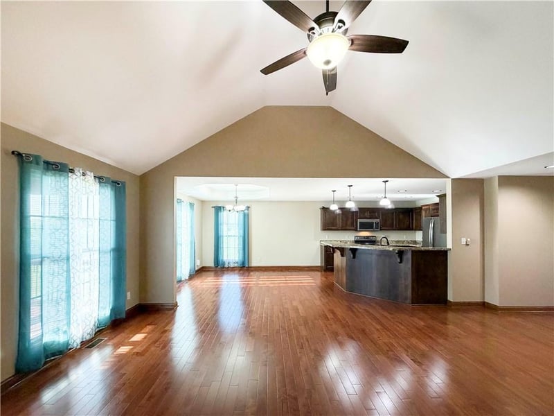 19373 Lake Rockhill Rd, Warsaw, MO 65355