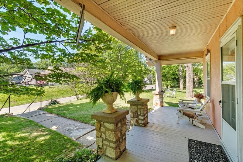 10508 Kentucky Ave, Sugar Creek, MO 64054
