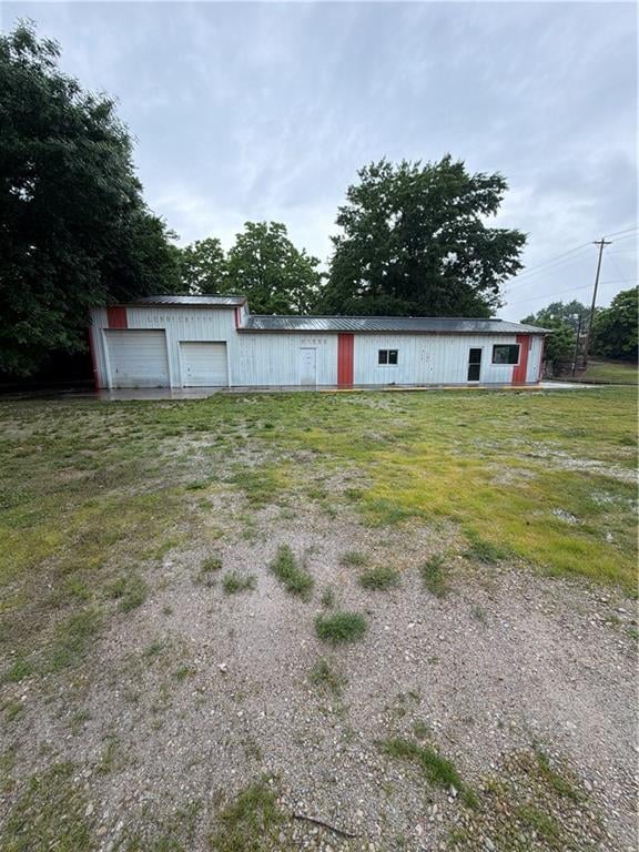 19 3rd St, Chanute, KS 66720