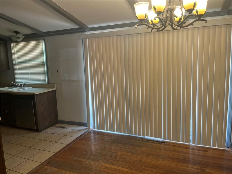 5703 N Euclid Ave, Kansas City, MO 64118