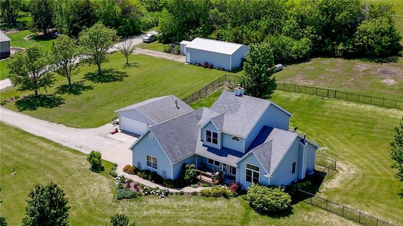 540 N 711 Rd, Lawrence, KS 66047