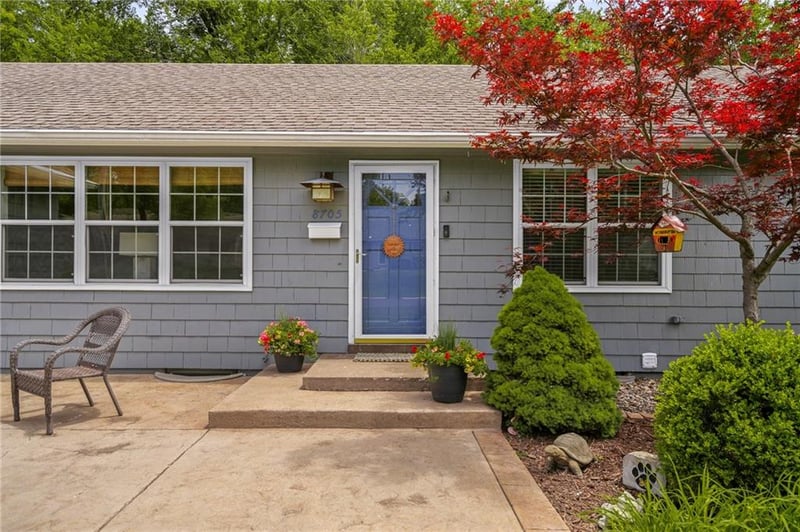 8705 Conser St, Overland Park, KS 66212