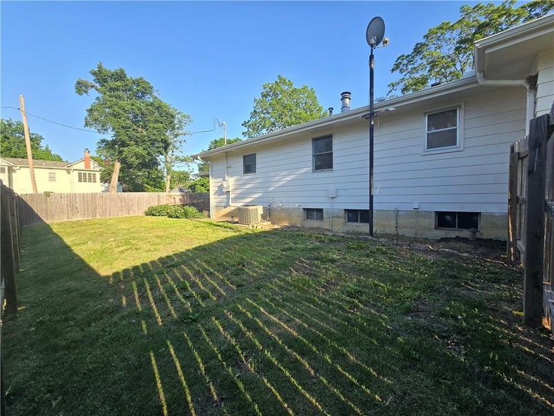 223 W 9th St, Fort Scott, KS 66701