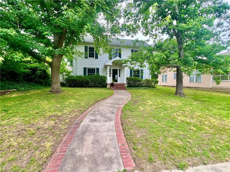 409 Park Blvd, Independence, KS 67301