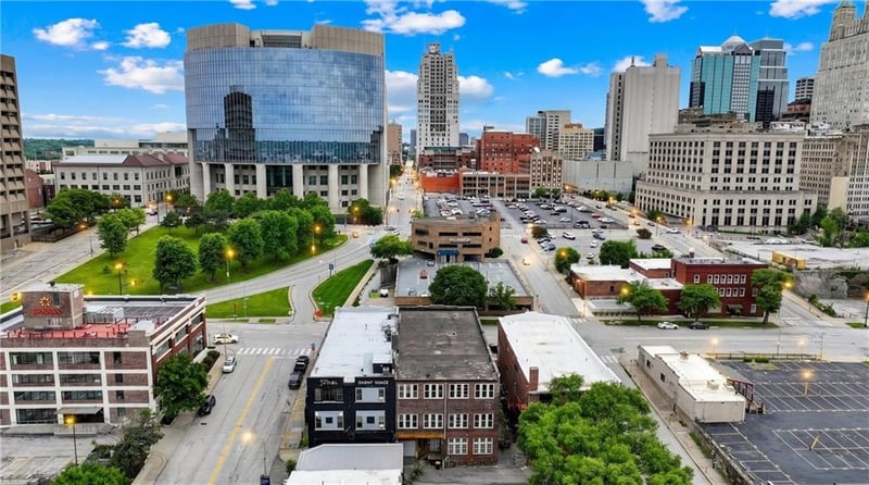 404 Admiral Blvd, Kansas City, MO 64106