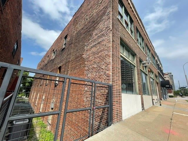404 Admiral Blvd, Kansas City, MO 64106