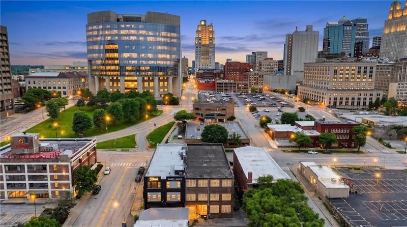 404 Admiral Blvd, Kansas City, MO 64106