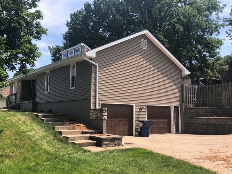 3101 71st Ter, Gladstone, MO 64119