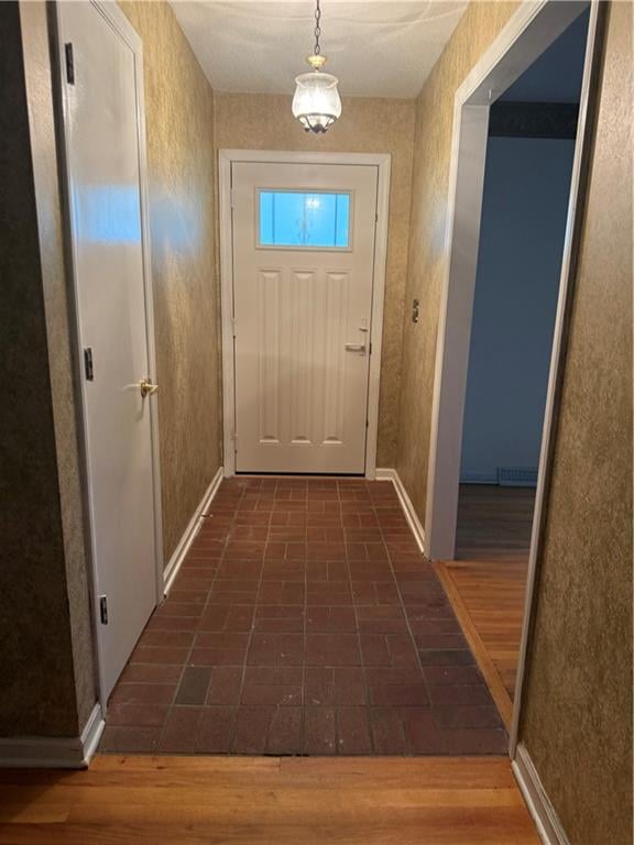 613 Coronado Ave, Lee's Summit, MO 64063