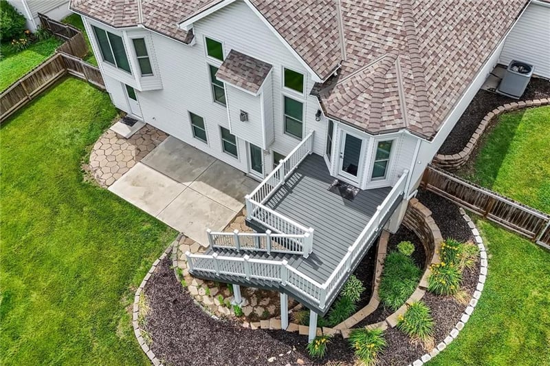 9801 Farley Ave, Kansas City, MO 64157