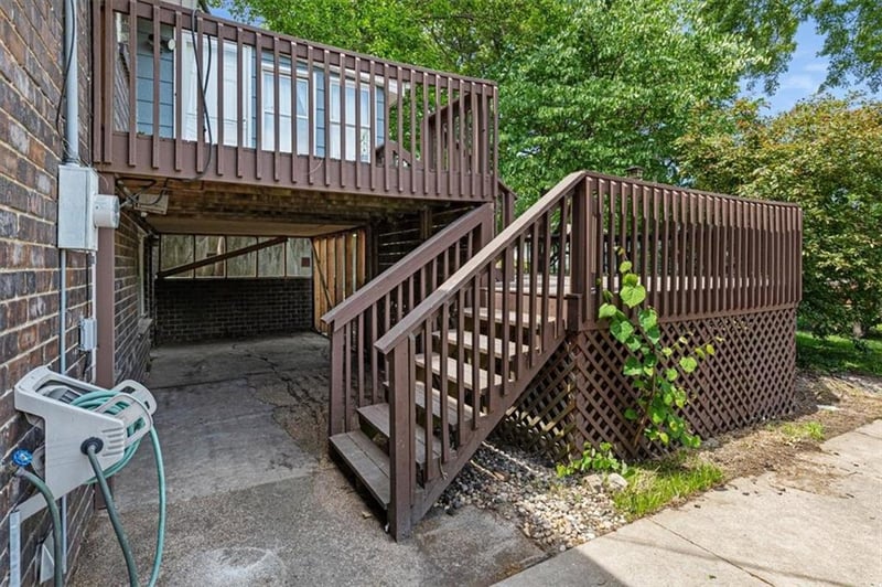 12208 62nd Ter, Kansas City, MO 64133