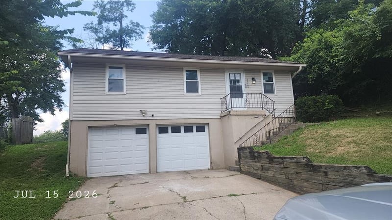 4308 Bellaire Ave, Kansas City, MO 64117