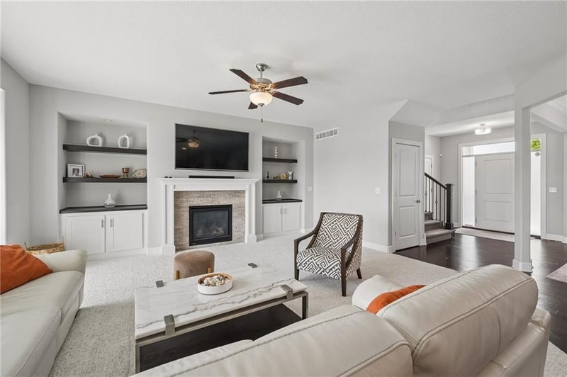 5223 91 St, Kansas City, MO 64156