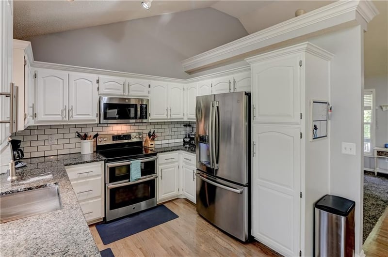 1750 Bridget Pl, Liberty, MO 64068