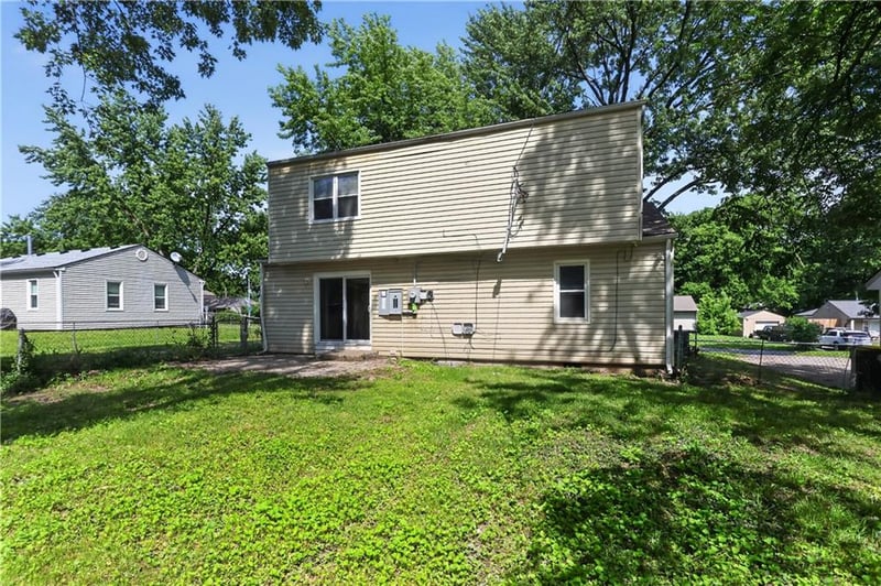 5318 Garfield Ave, Kansas City, MO 64118