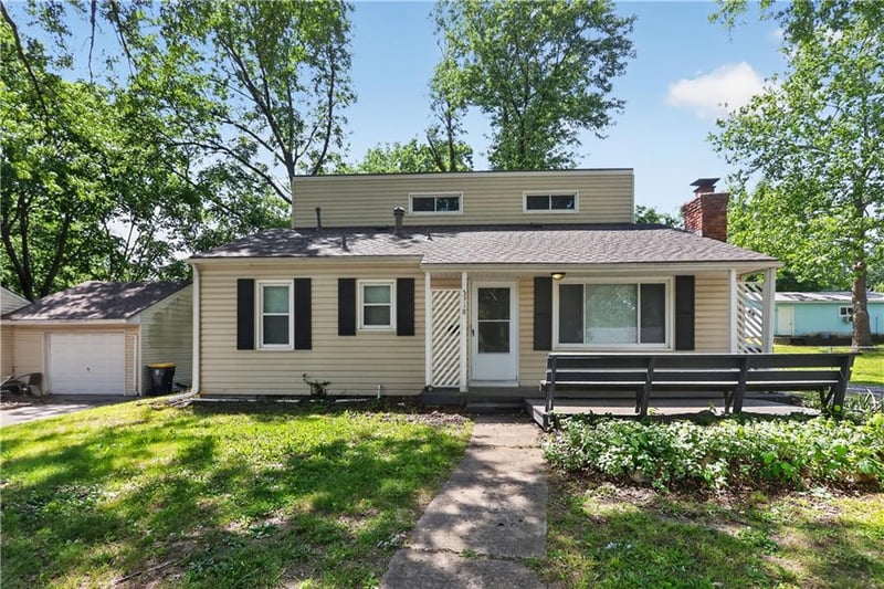 5318 Garfield Ave, Kansas City, MO 64118
