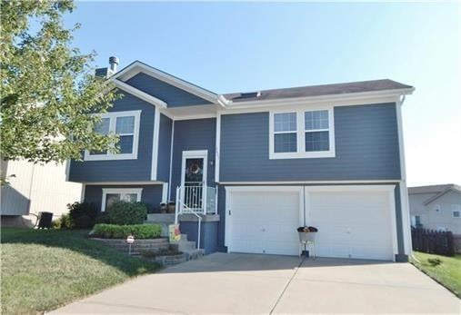 8605 115th Ter, Kansas City, MO 64157