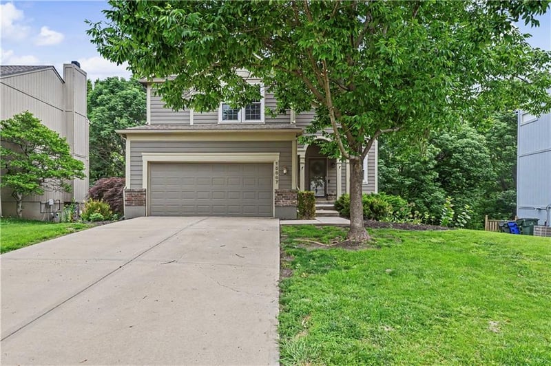 15667 Blackfoot St, Olathe, KS 66062