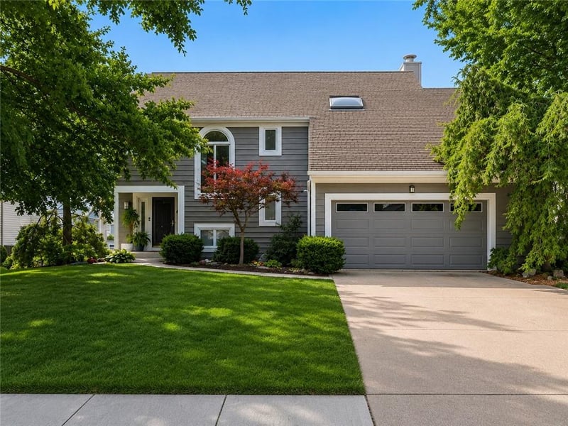 11309 Slater St, Overland Park, KS 66210