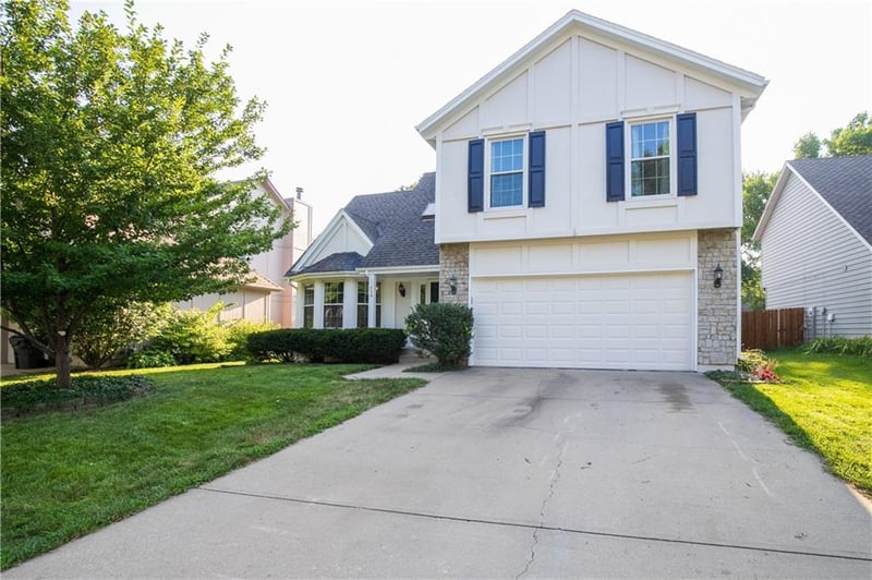 11938 Hallet St, Olathe, KS 66062
