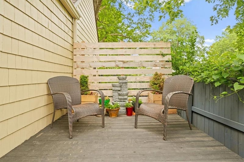 8337 Mercier St, Kansas City, MO 64114