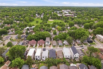 4721 Liberty St, Kansas City, MO 64112