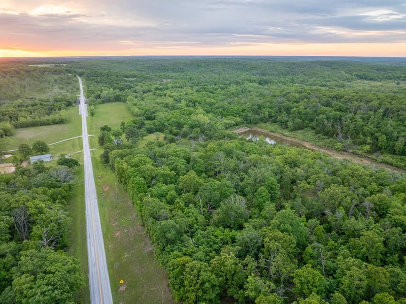 820 B Hw, Osceola, MO 64776