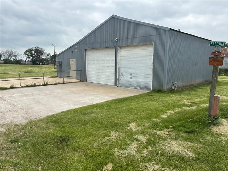 202 S Baldwin St, Richmond, KS 66080