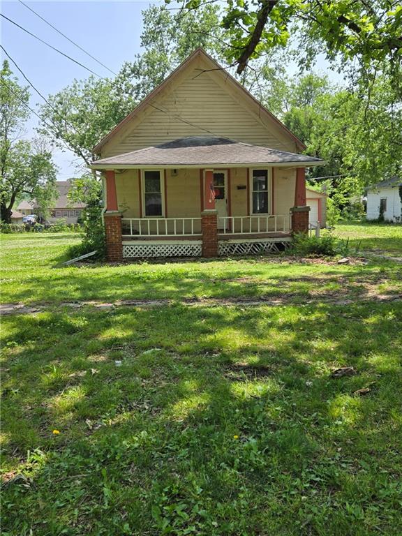 117 Pacific Ave, Osawatomie, KS 66064