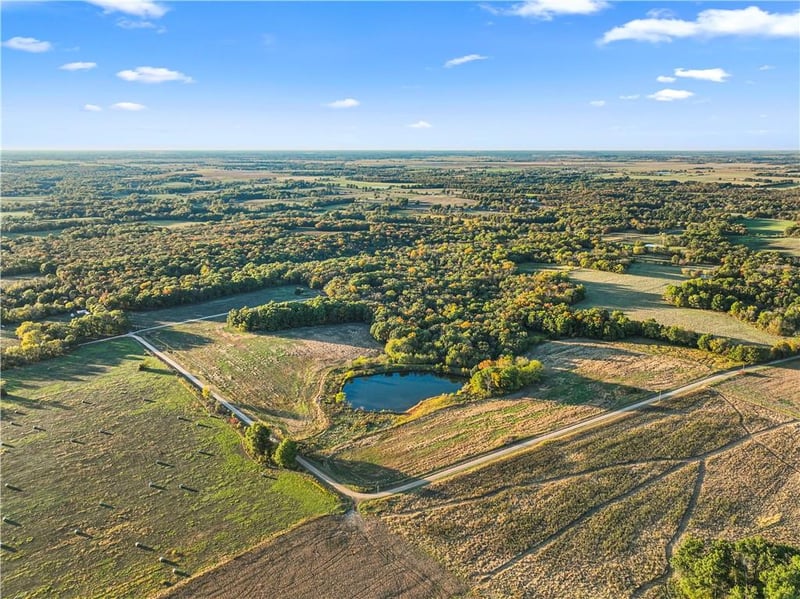 23529 -Tract 3 Overland Rd, Nevada, MO 64772